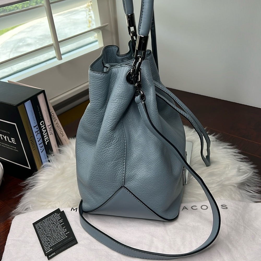 Marc Jacobs MARC BY MARC JACOBS 'Too Hot to Handle’ Drawstring Bucket Bag - Picture 4 of 16